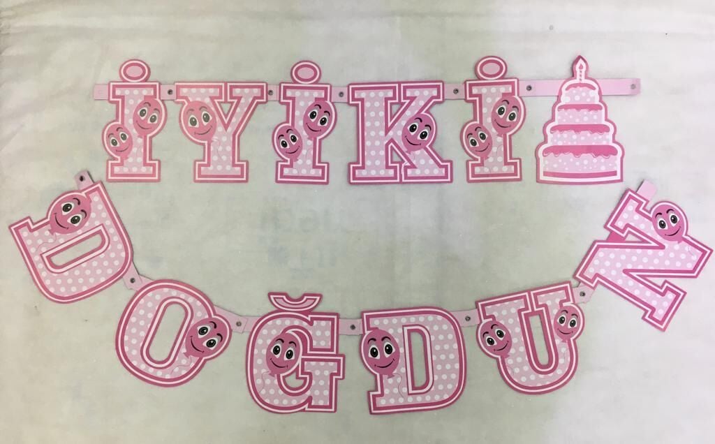 OYNAR KARTON YAZI TEMALI İYİKİ DOĞDUN PEMBE PUANLI