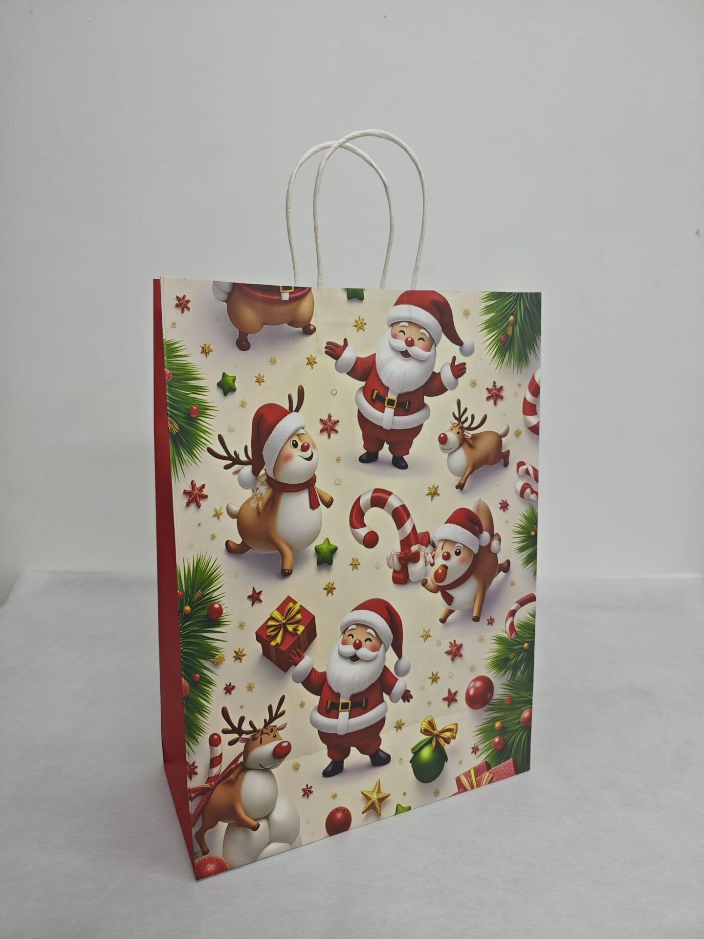 ÇANTA KRAFT BEYAZ YILBAŞI FİGÜRLER 30*42*14 12 Lİ