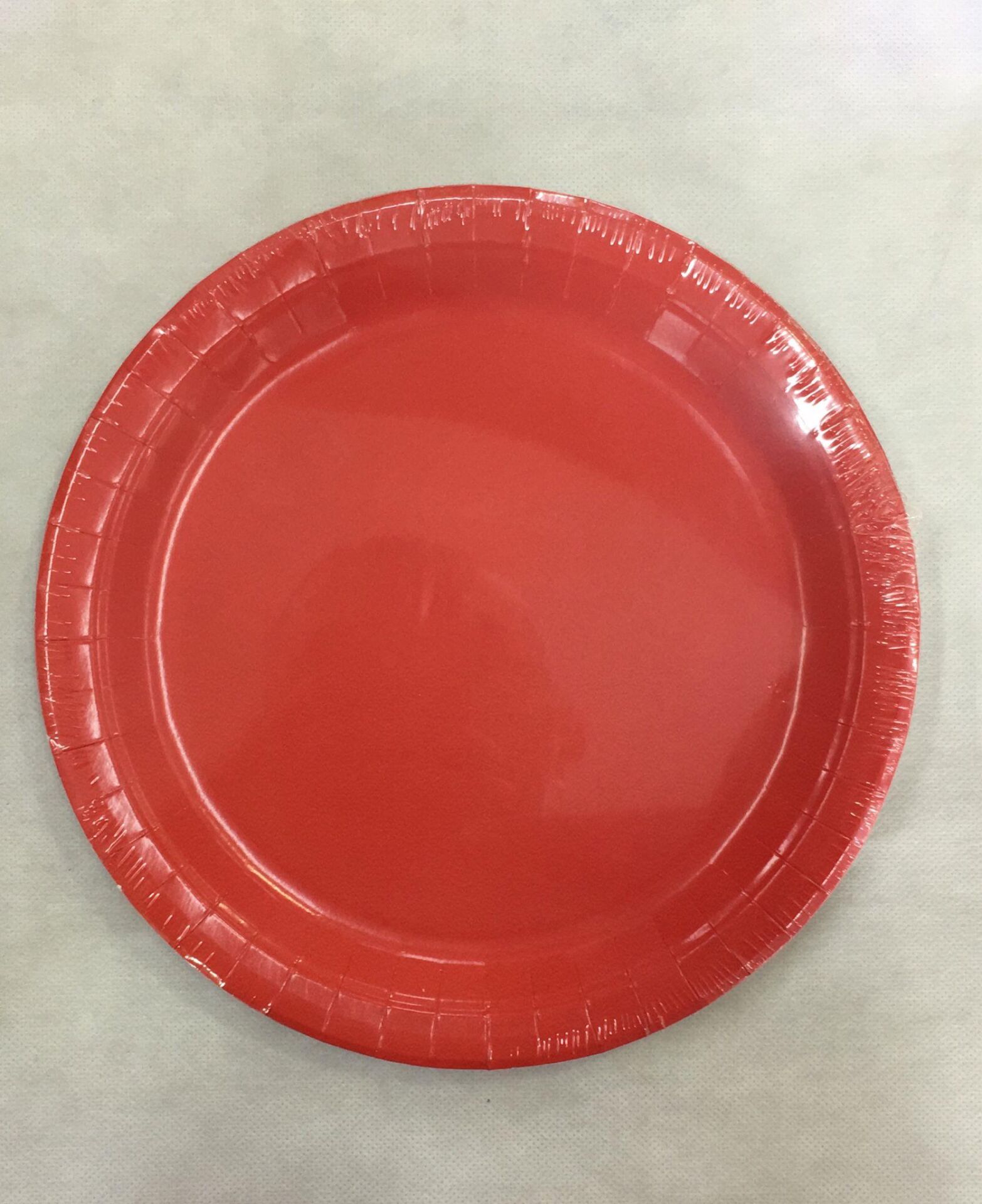 TABAK KARTON DÜZ KIRMIZI 22CM 8Lİ