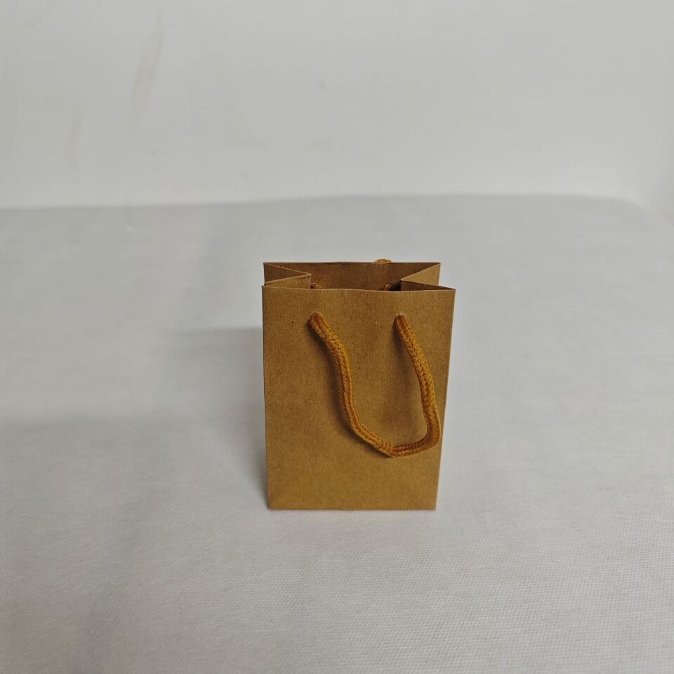 ÇANTA İTHAL KRAFT İP SAPLI  8*5*11 50 Lİ