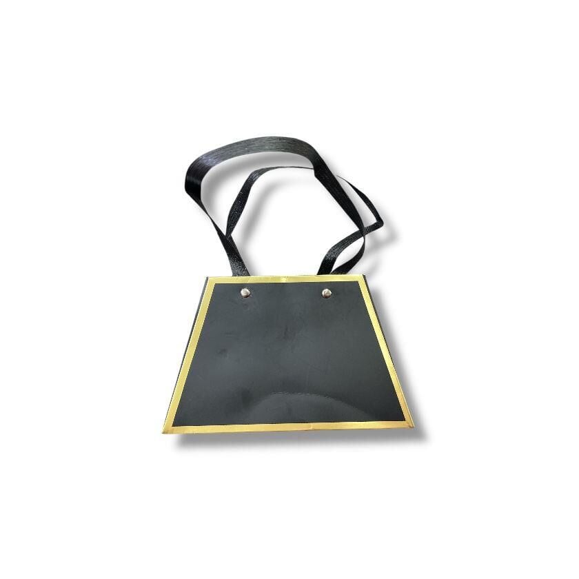 ÇANTA KARTON PLASTİK SAPLI 21*10*13 CM SİYAH