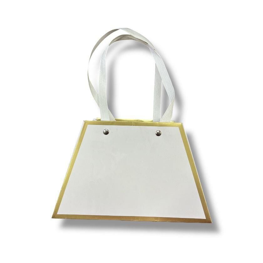 ÇANTA KARTON PLASTİK SAPLI 21*10*13 CM BEYAZ