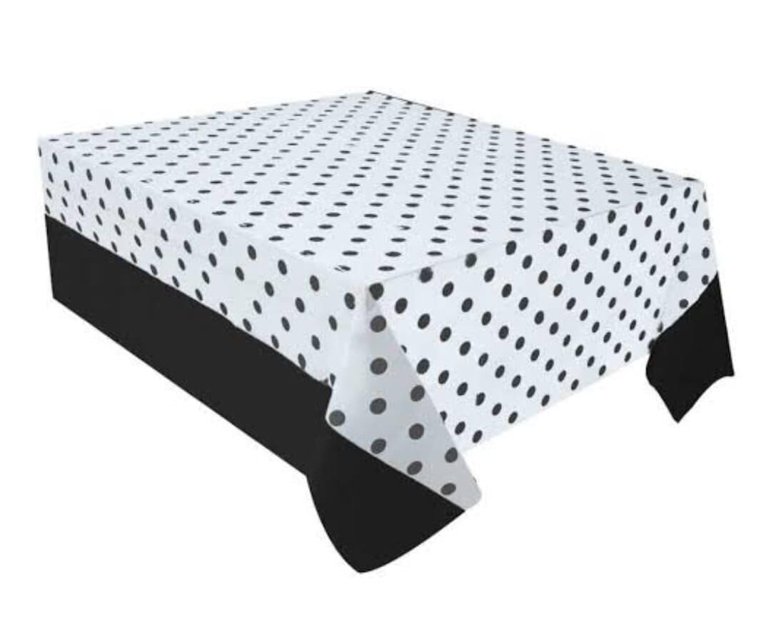 MASA ÖRTÜSÜ PUANTİYELİ SİYAH 137*274