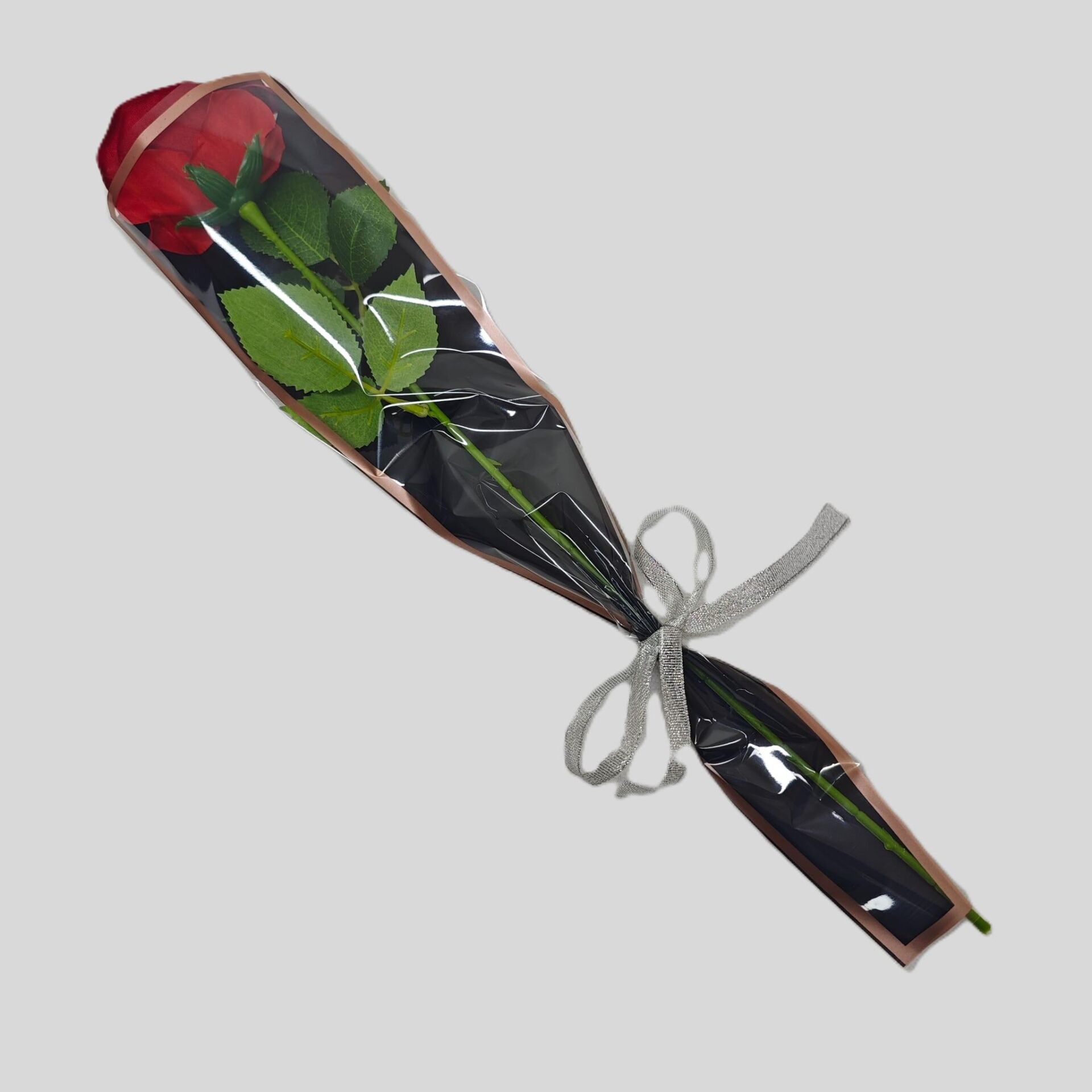 TEK GÜLLÜK OPP ÜÇGEN ŞEFFAF+SİYAH 12,5*4*40 50 Lİ