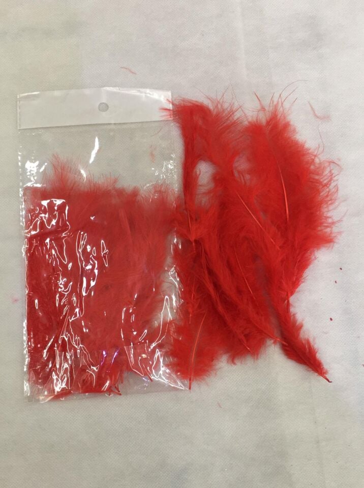 TÜY RENKLİ KIRMIZI