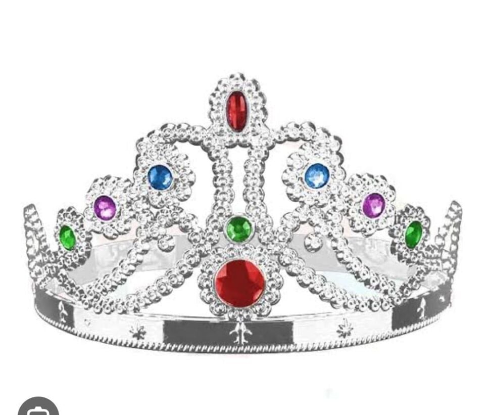 TAÇ KRALİÇE GÜMÜŞ