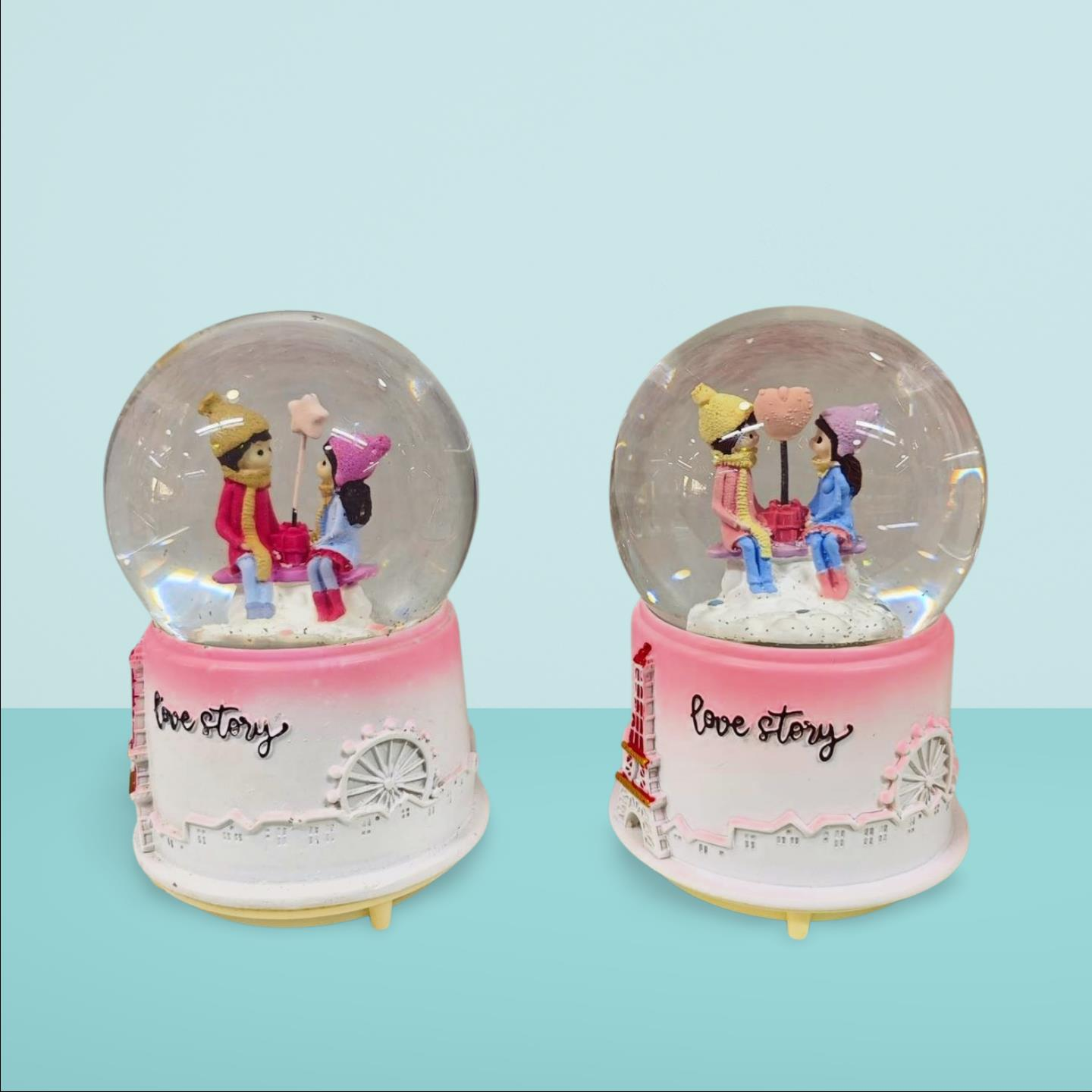 KAR KÜRESİ BANKTA UTURAN İKİLİ