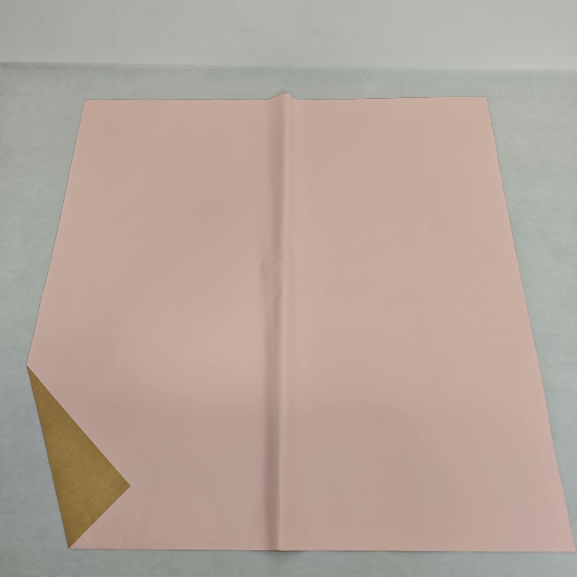 BUKETLİK PP ÇİFT RENKLİ KRAFT PEMBE 58*58 20 Lİ