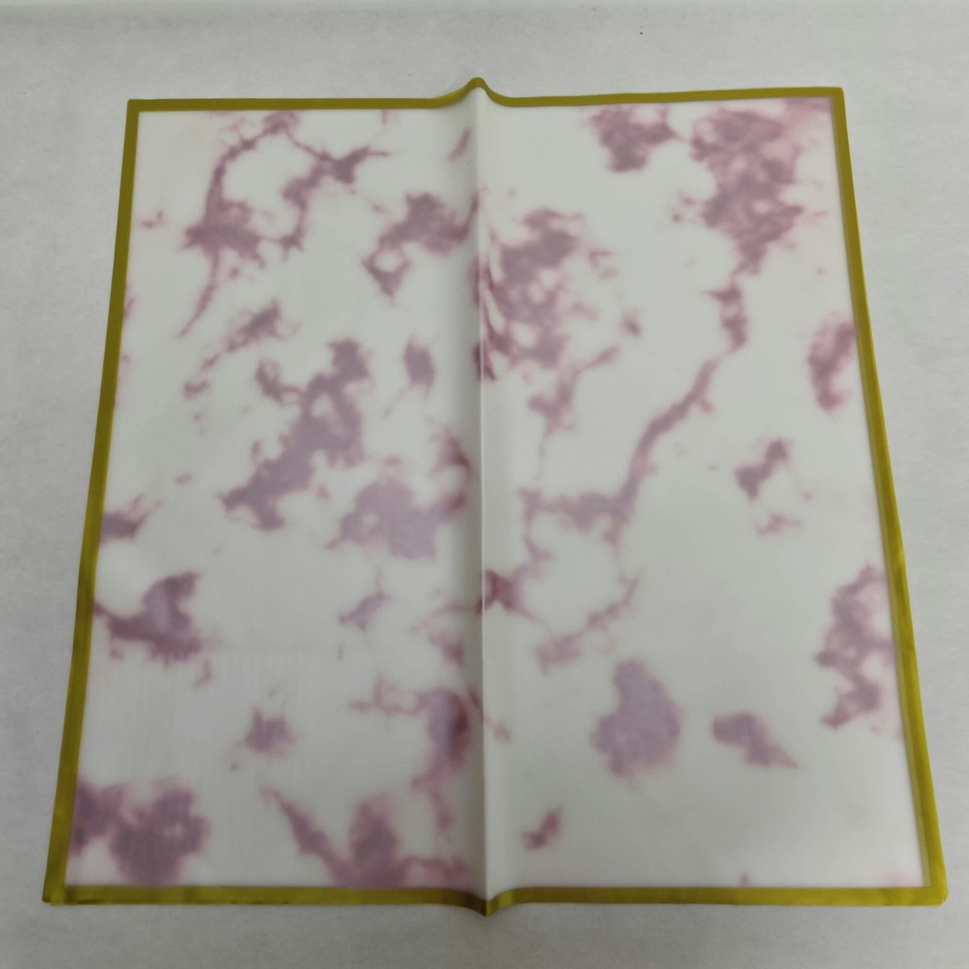 BUKETLİK PP ŞEFFAF MERMER PEMBE  58*58 20 Lİ