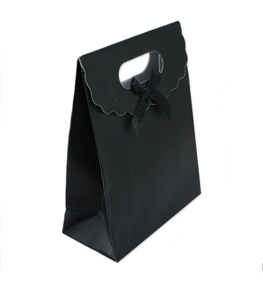 KARTON EL GEÇMELİ KELEBEKLİ ÇANTA 25*9*36CM SİYAH