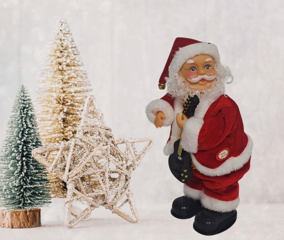 NOEL BABA HAREKETLİ&MÜZİKLİ DANS EDEN