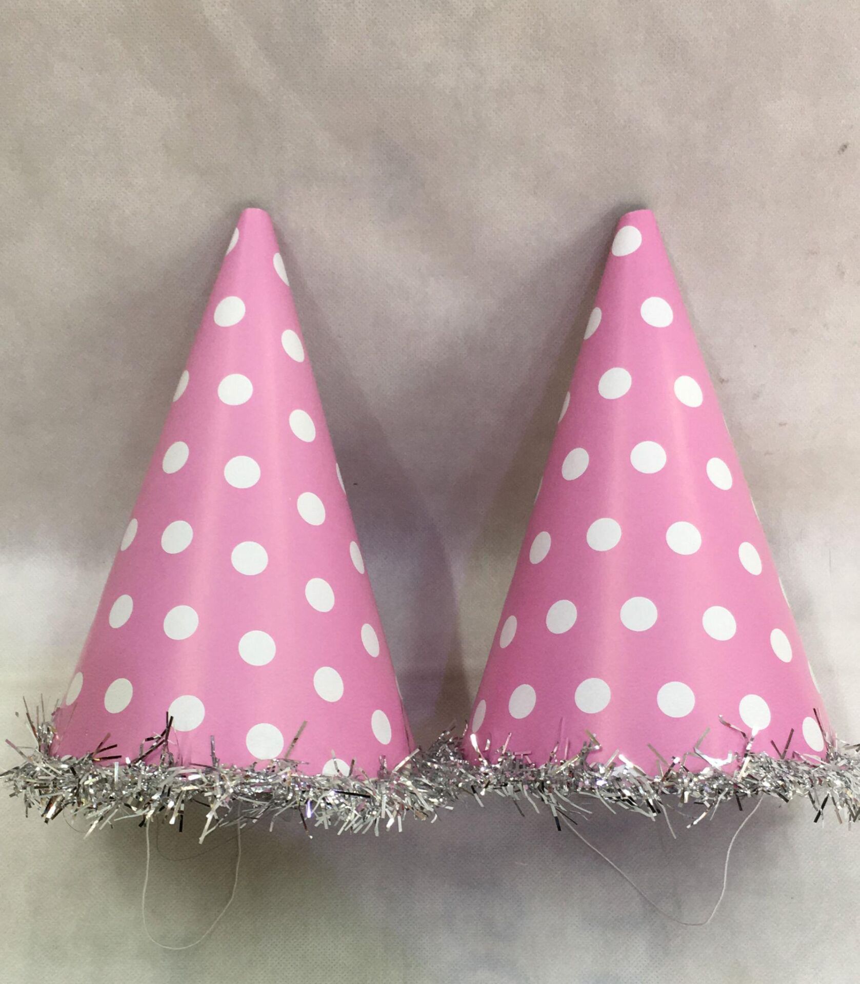 ŞAPKA KARTON TEMALI 10 LU PEMBE PUANTİYELİ