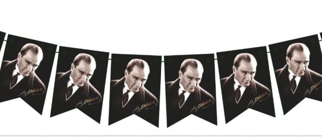 FİESTA KIRLANGIÇ SİYAH ATATÜRKLÜ