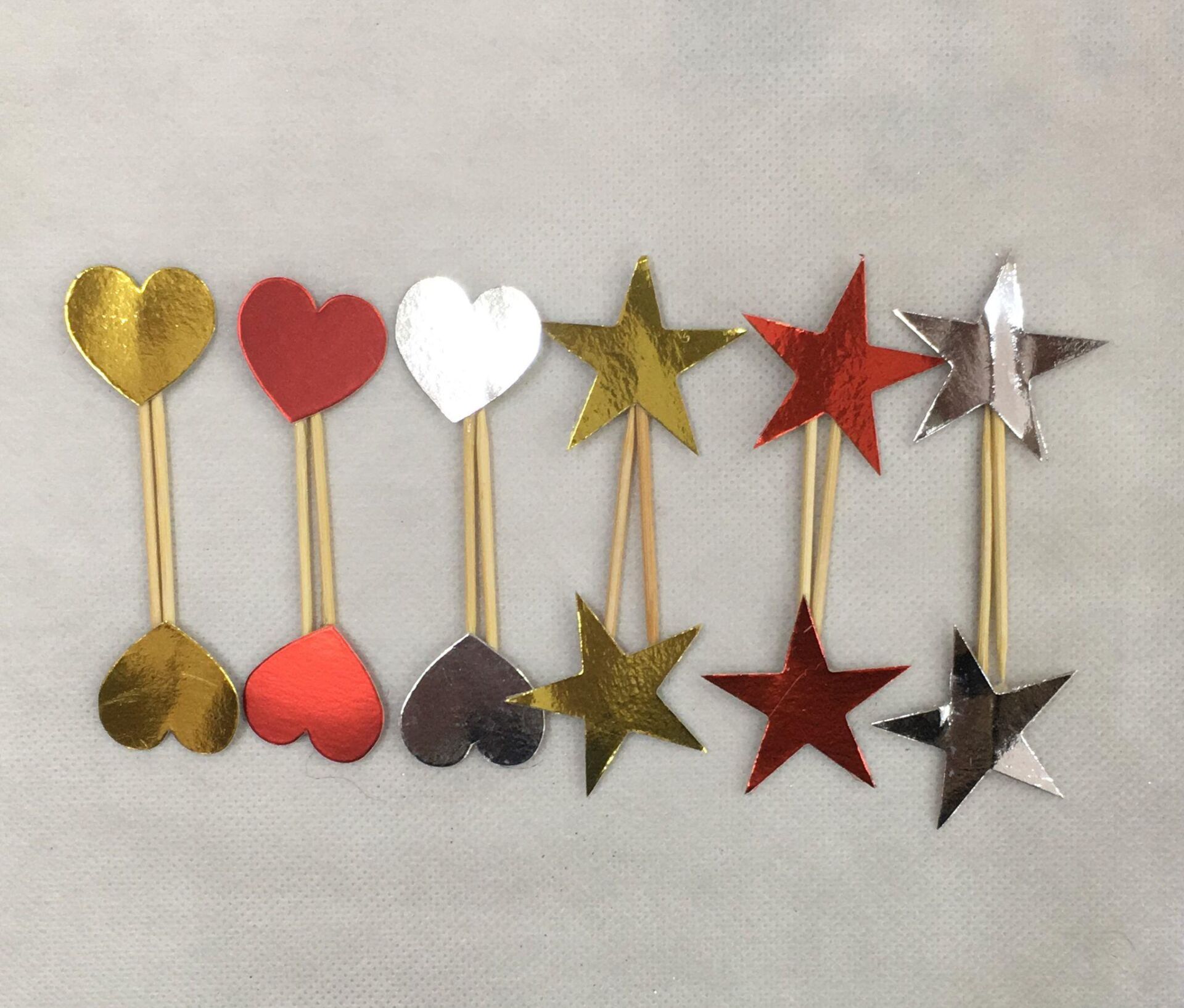 KÜRDAN KARTON KALP-YILDIZ FİGÜRLÜ 15 Lİ 3 RENK