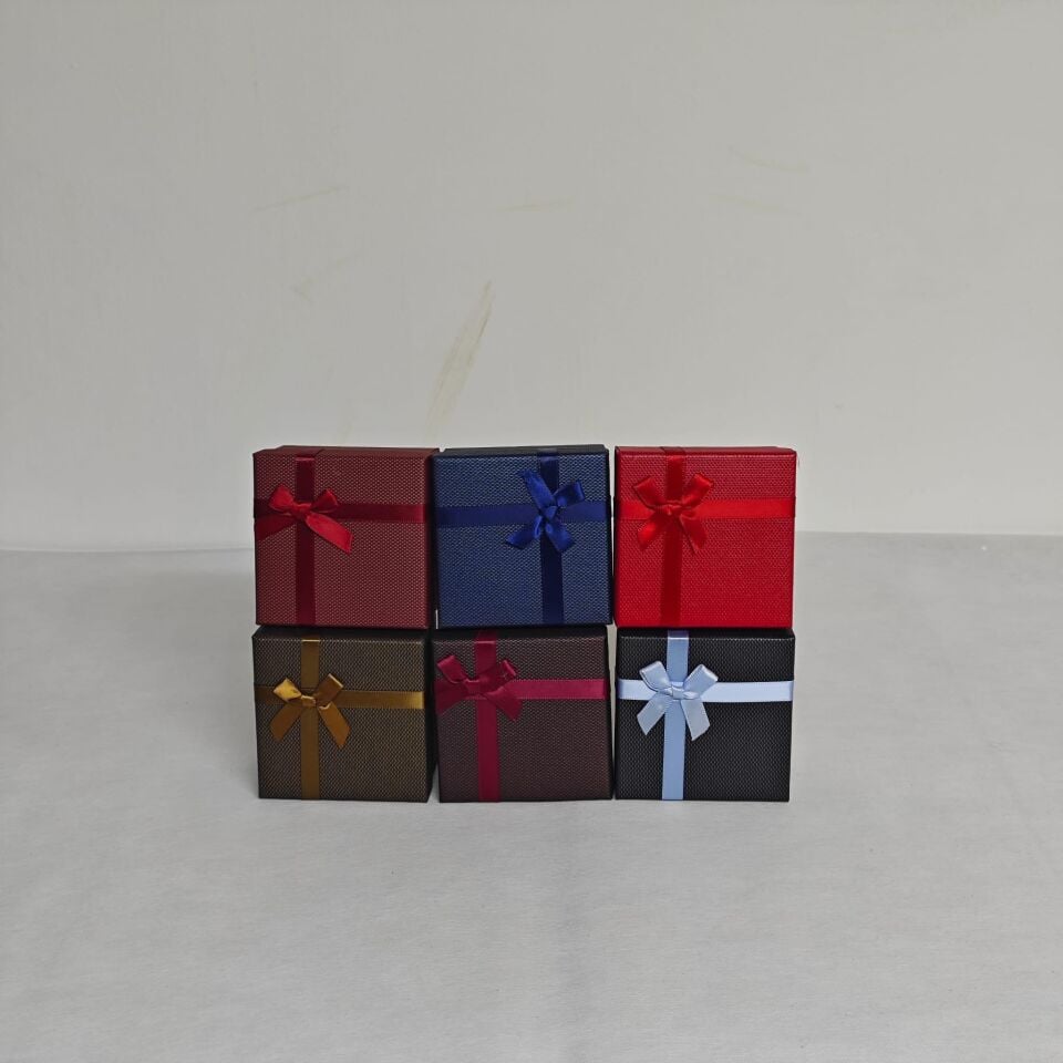 KUTU TEKLİ FİYONKLU 8,5*5,5 CM DERİ DESEN