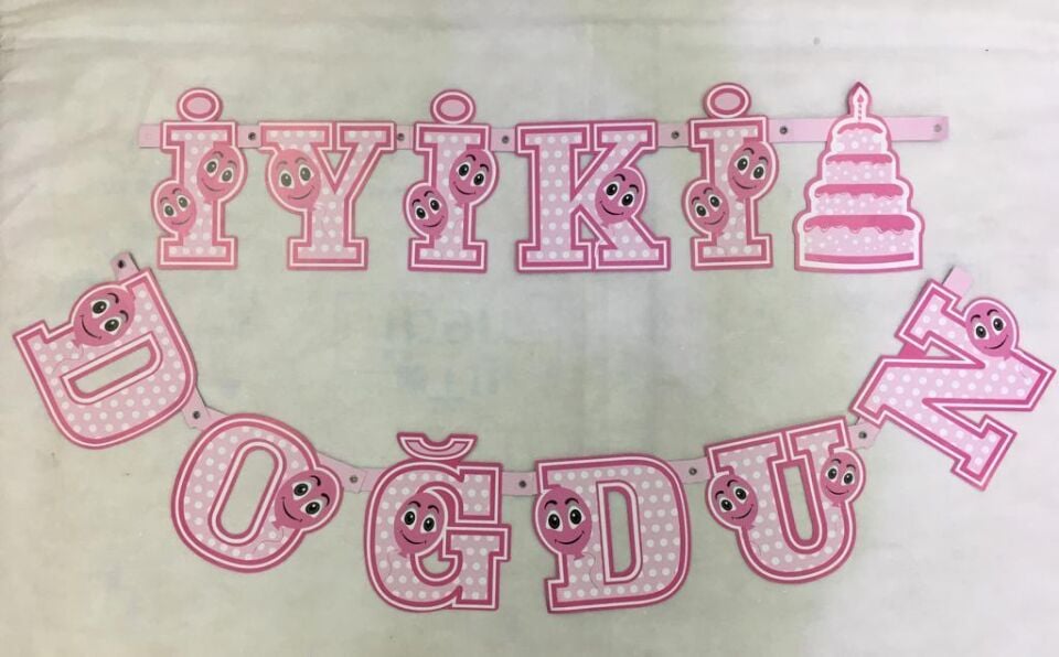 OYNAR KARTON YAZI TEMALI İYİKİ DOĞDUN PEMBE PUANLI