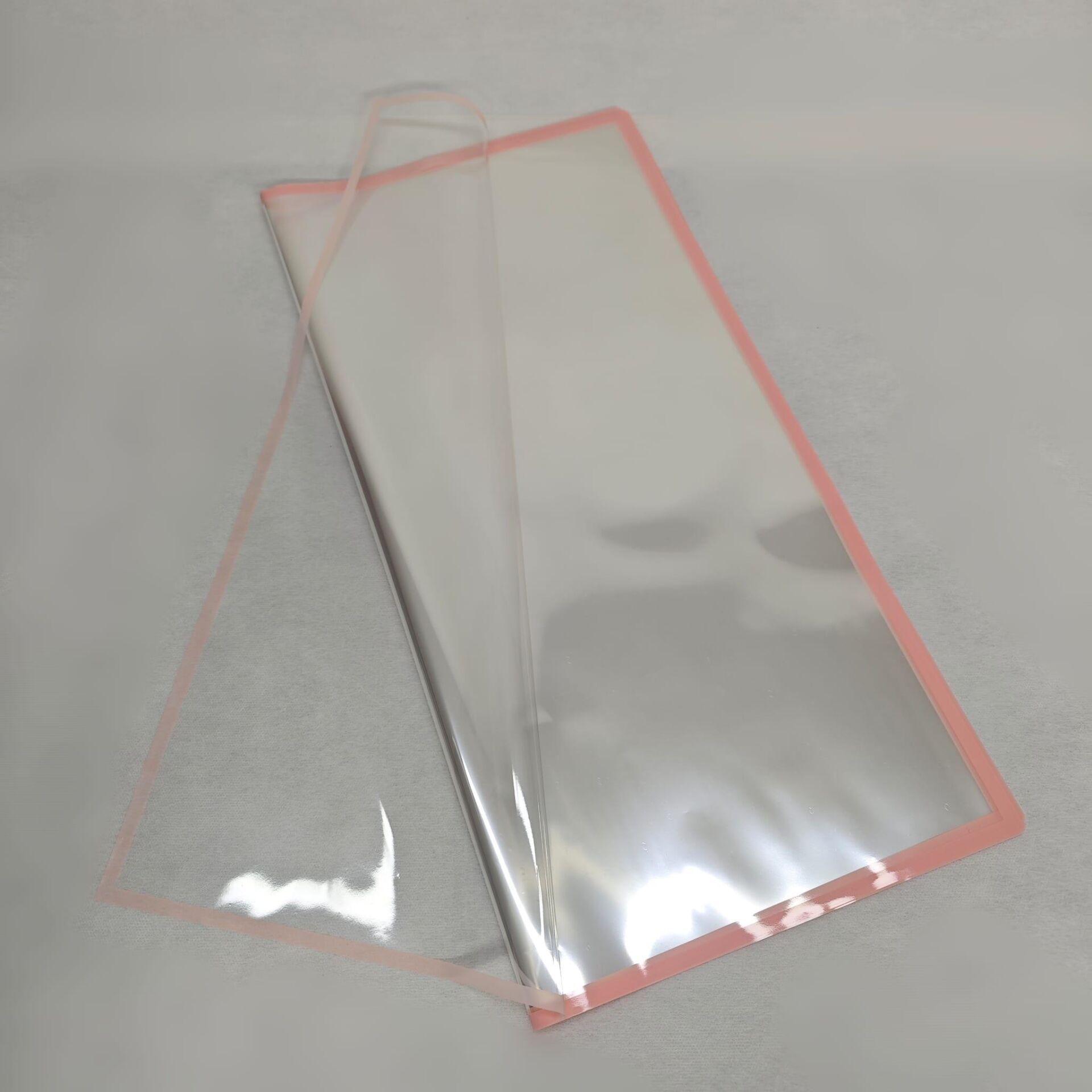 BUKETLİK PP ŞEFFAF PEMBE KENARLI