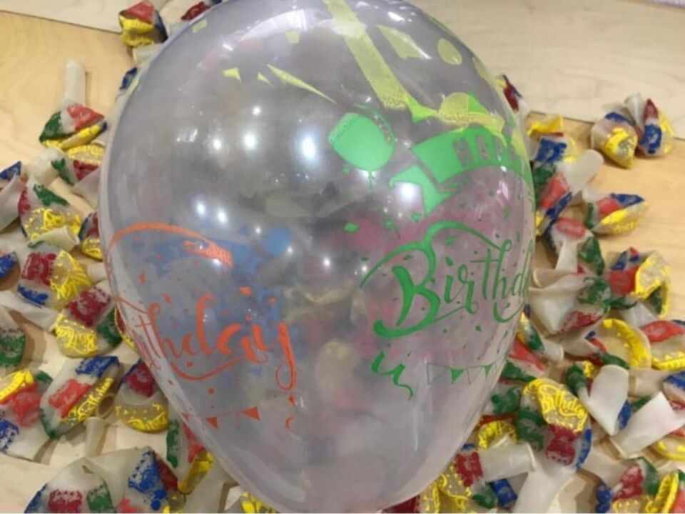 BALON Ç.Ç. FLORESAN HAPPY BASKILI ŞEFFAF 100