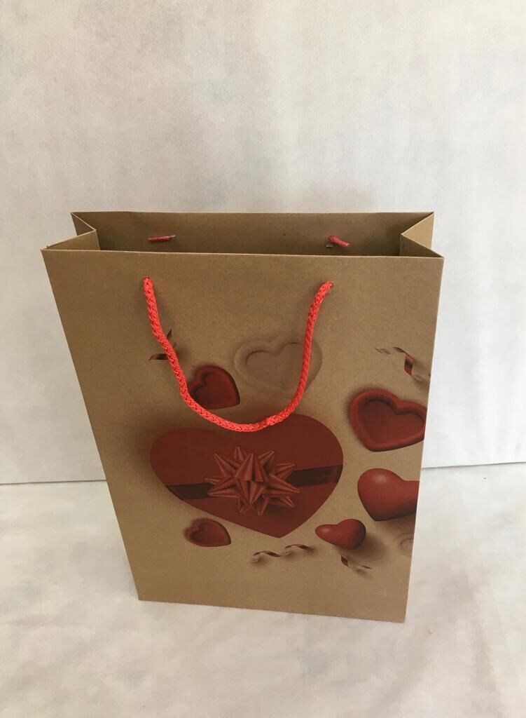 ÇANTA KARTON KRAFT BASKILI KALPLİ İ 26*38 25'Lİ