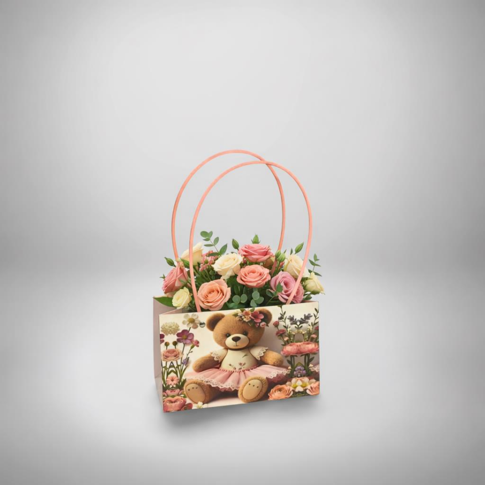 ÇANTA KARTON PLASTİK SAPLI 22*10.5*13 CM AYICIKLI