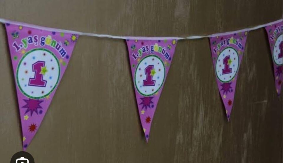 FLAMA ÜÇGEN TEMALI 1 YAŞ PEMBE