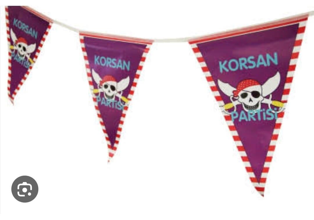 FLAMA ÜÇGEN TEMALI KORSAN