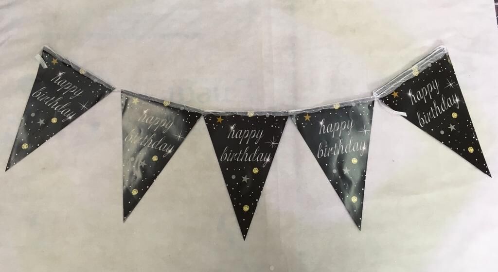 FLAMA ÜÇGEN TEMALI SİYAH HAPPY