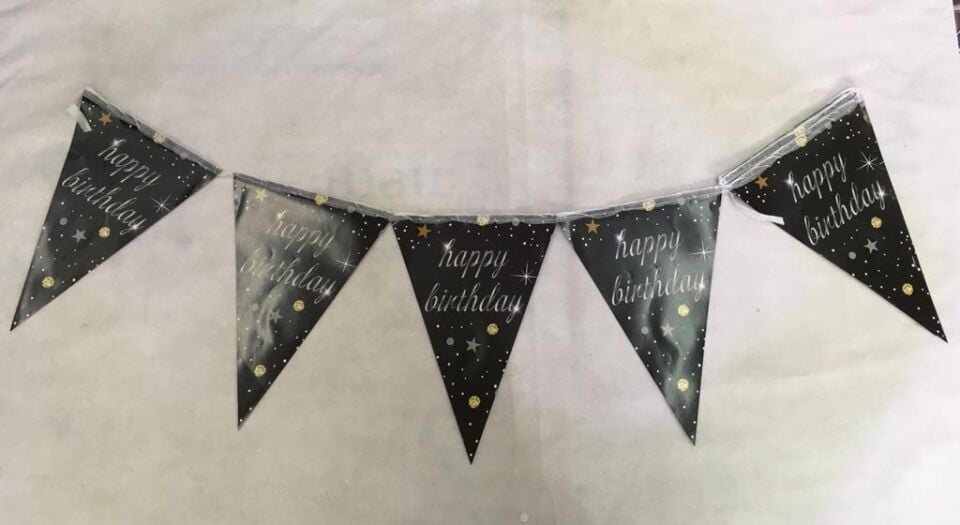 FLAMA ÜÇGEN TEMALI SİYAH HAPPY