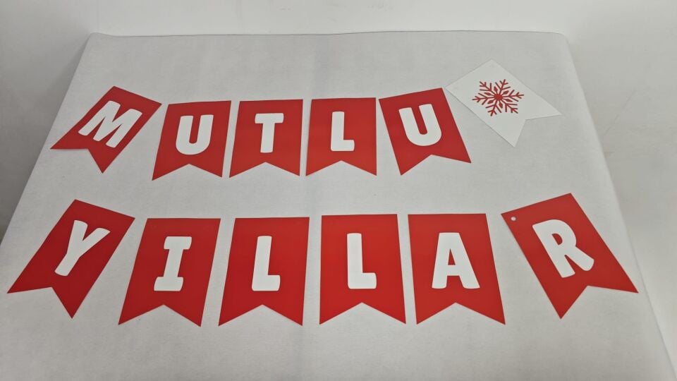 FİESTA KIRLANGIÇ MUTLU YILLAR YAZI KIRMIZI