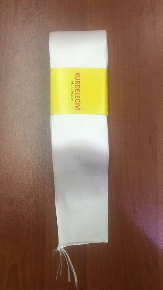 KURDELE SATEN BEYAZ 10 MT 6 CM