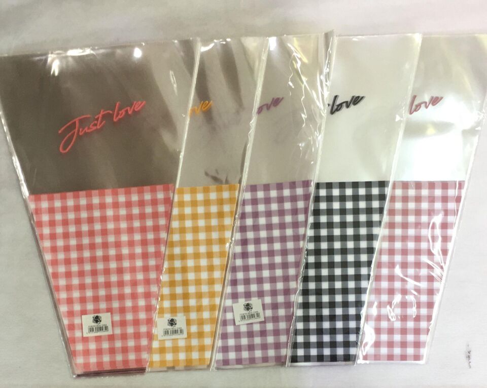 BUKETLİK POŞET EKOSE DESENLİ  29*10*45(30AD/PK)