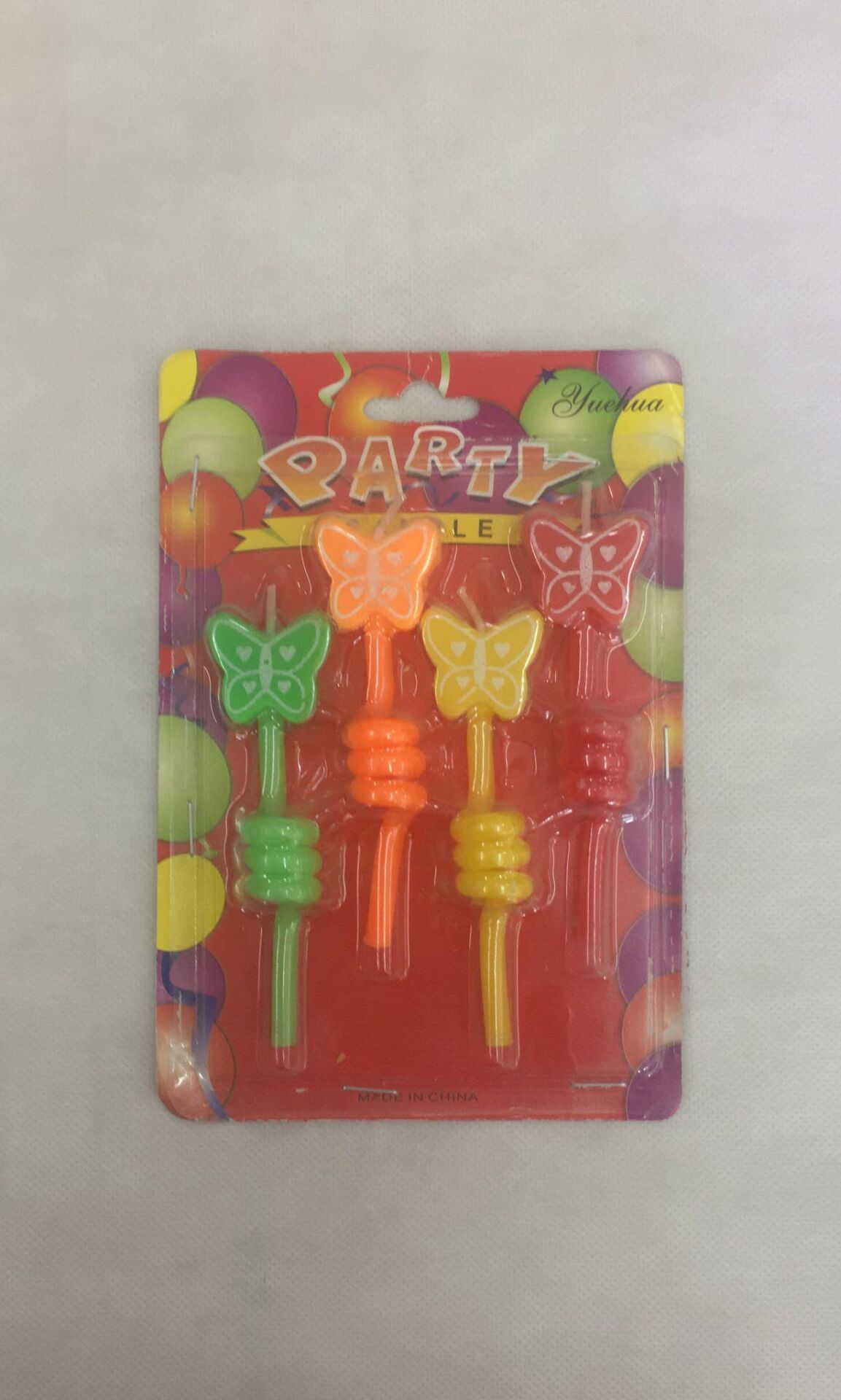 MUM BURGULU KELEBEKLİ RENKLİ 4 LÜ