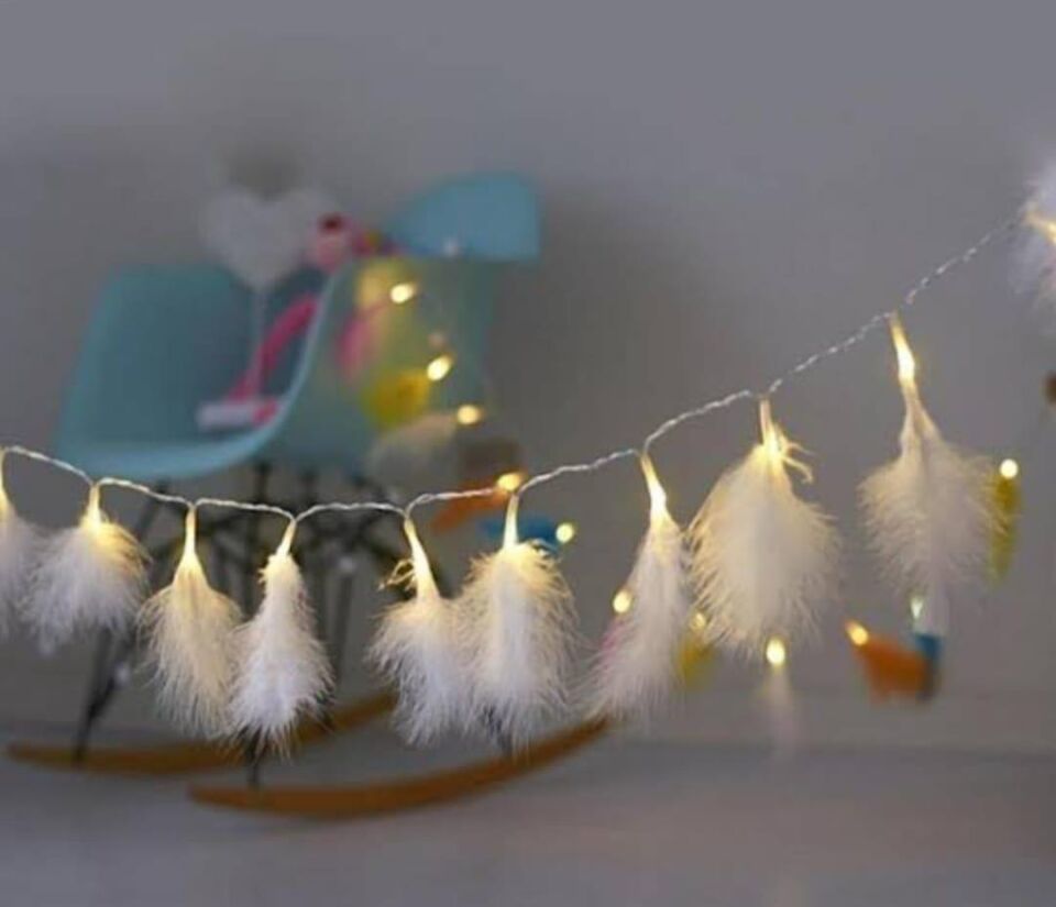 IŞIK PİLLİ LED TÜYLÜ BEYAZ 2MT