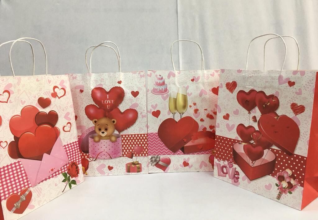 ÇANTA BÜKÜM SAPLI İTHAL 26*33 KALPLİ BALON 12 Lİ